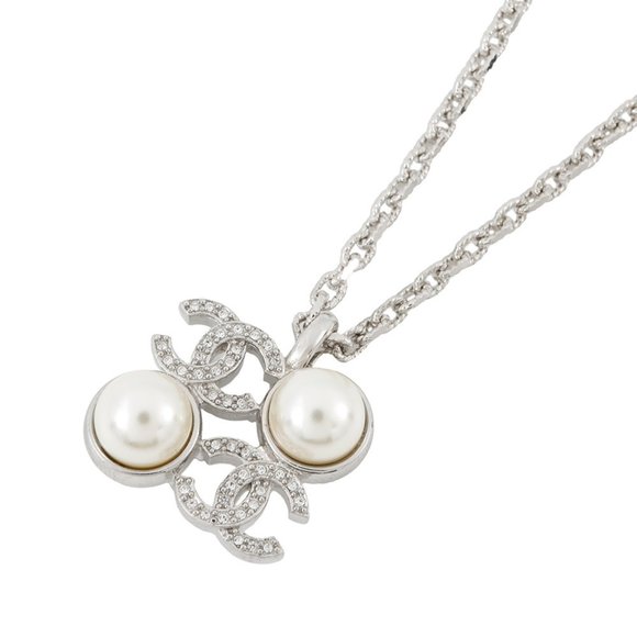 Chanel Coco Mark Necklace with Faux Pearl and Rhinestones I25S ABF723 CHANEL - Picture 1 of 10